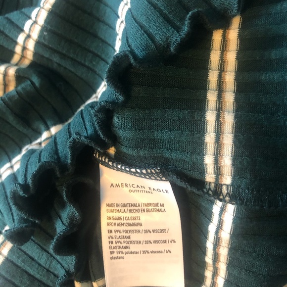 American Eagle Short Sleeve Crop Top - Picture 4 of 4